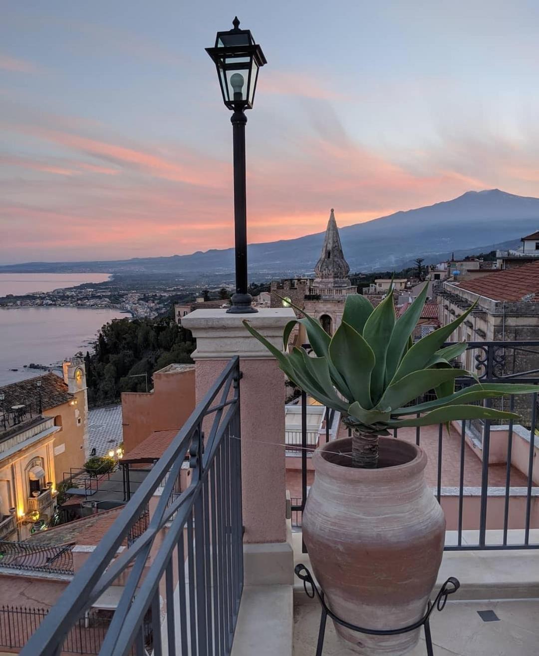 Casa Turchetti Bed & Breakfast ตาออร์มินา ภายนอก รูปภาพ